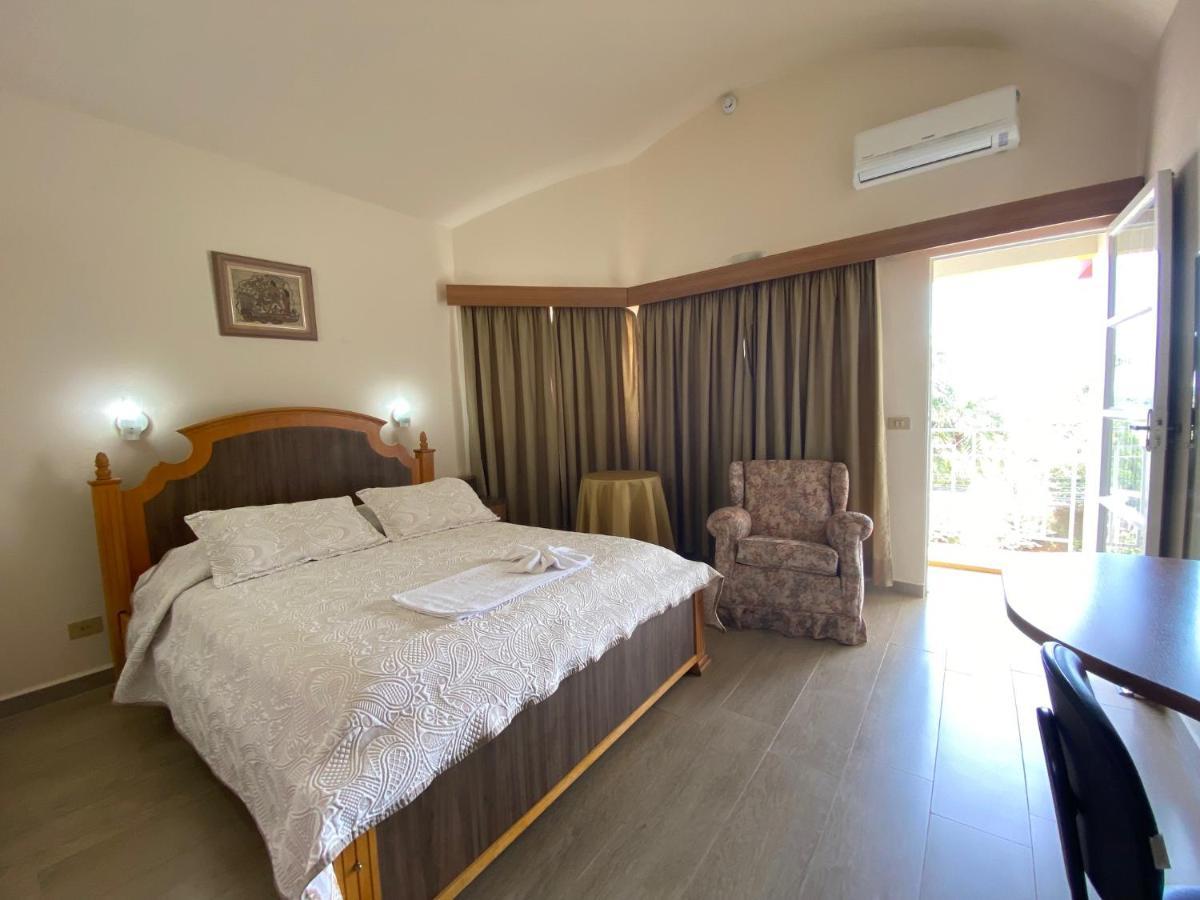 Kanoa Hotel Santo Antônio da Platina 외부 사진